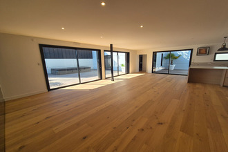 Ma-Cabane - Vente Maison VAUX-SUR-MER, 212 m²