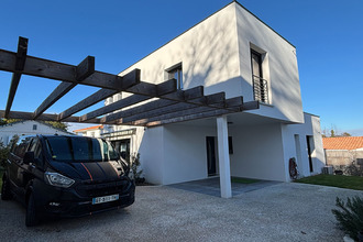 Ma-Cabane - Vente Maison VAUX-SUR-MER, 102 m²