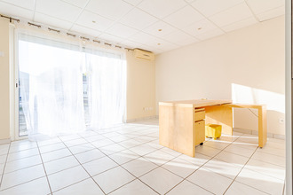 Ma-Cabane - Vente Maison VELAUX, 217 m²