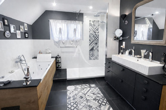 Ma-Cabane - Vente Maison VENNECY, 245 m²