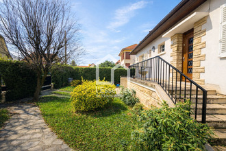 Ma-Cabane - Vente Maison VERNEUIL-SUR-SEINE, 155 m²
