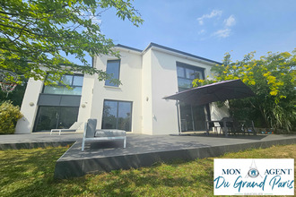 Ma-Cabane - Vente Maison VERRIERES-LE-BUISSON, 204 m²