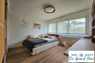 Ma-Cabane - Vente Maison VERRIERES-LE-BUISSON, 204 m²