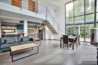 Ma-Cabane - Vente Maison VERRIERES-LE-BUISSON, 200 m²