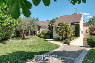 Ma-Cabane - Vente Maison VERRIERES-LE-BUISSON, 482 m²