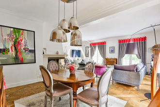 Ma-Cabane - Vente Maison VERSAILLES, 271 m²