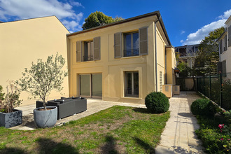 Ma-Cabane - Vente Maison VERSAILLES, 151 m²