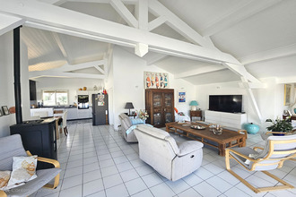 Ma-Cabane - Vente Maison VIELLE-SAINT-GIRONS, 175 m²