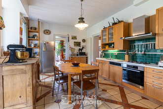 Ma-Cabane - Vente Maison VIEUX-CHARMONT, 387 m²