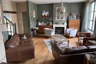 Ma-Cabane - Vente Maison VIEUX-MOULIN, 185 m²