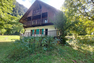 Ma-Cabane - Vente Maison VILLARD-SUR-DORON, 200 m²
