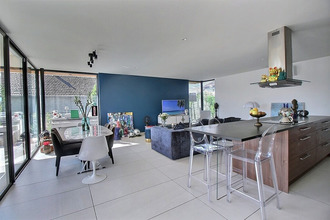Ma-Cabane - Vente Maison VILLE-LA-GRAND, 176 m²