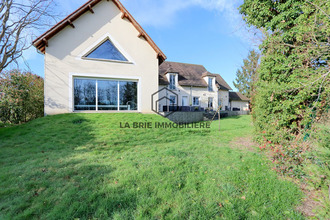 Ma-Cabane - Vente Maison Villecresnes, 313 m²