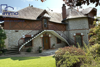 Ma-Cabane - Vente Maison VILLEFRANCHE-DE-ROUERGUE, 254 m²