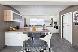 Ma-Cabane - Vente Maison VILLENAVE-D'ORNON, 199 m²