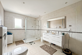 Ma-Cabane - Vente Maison VILLENAVE-D'ORNON, 199 m²