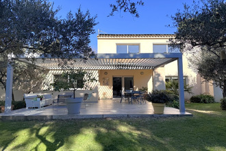 Ma-Cabane - Vente Maison VILLENEUVE-LES-AVIGNON, 200 m²