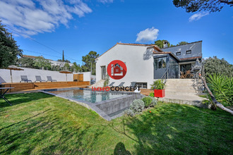 Ma-Cabane - Vente Maison Villeneuve-lès-Avignon, 206 m²