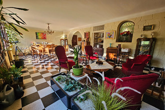 Ma-Cabane - Vente Maison VILLENEUVE-LES-AVIGNON, 196 m²