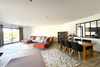 Ma-Cabane - Vente Maison VILLENEUVE-SUR-LOT, 177 m²