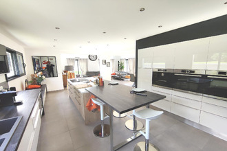Ma-Cabane - Vente Maison Villiers-Saint-Frédéric, 223 m²