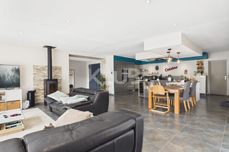 Ma-Cabane - Vente Maison VINON-SUR-VERDON, 144 m²