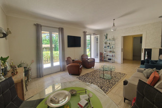 Ma-Cabane - Vente Maison Vouillé, 242 m²