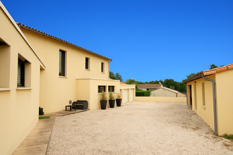 Ma-Cabane - Vente Maison VOUILLE, 257 m²