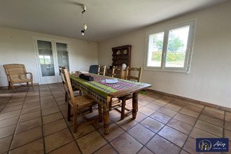 Ma-Cabane - Vente Maison Ydes, 185 m²