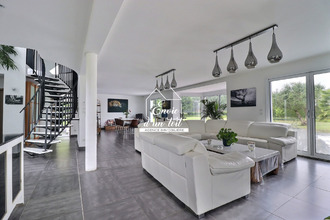 Ma-Cabane - Vente Maison Yerville, 218 m²