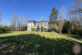 Ma-Cabane - Vente Maison Yvrac, 350 m²
