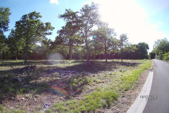 Ma-Cabane - Vente Terrain CHAUMONT-SUR-LOIRE, 1 m²