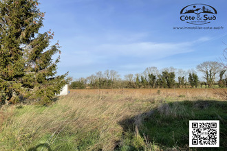 Vente Terrain 17220, Croix-Chapeau France