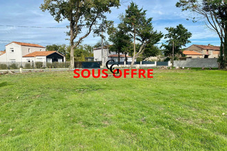 Ma-Cabane - Vente Terrain La Chevrolière, 946 m²