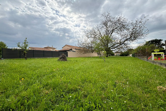 Ma-Cabane - Vente Terrain La Villedieu-du-Clain, 548 m²