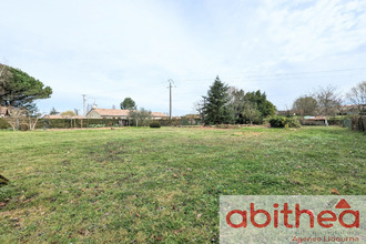 Ma-Cabane - Vente Terrain Lugon-et-l'Île-du-Carnay, 700 m²