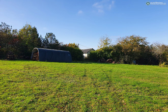 Ma-Cabane - Vente Terrain Néris-les-Bains, 7542 m²