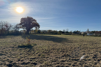 Ma-Cabane - Vente Terrain ORLEAT, 1699 m²