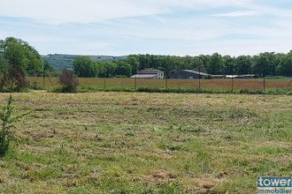 Ma-Cabane - Vente Terrain Puygaillard-de-Quercy, 1881 m²