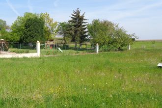 Ma-Cabane - Vente Terrain SAINT-GERAND-LE-PUY, 2710 m²