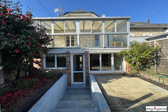 Ma-Cabane - Vente Maison ARGENTRE DU PLESSIS, 130