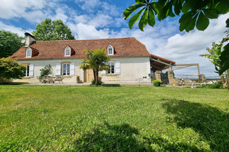 Ma-Cabane - Vente Maison LEMBEYE, 213