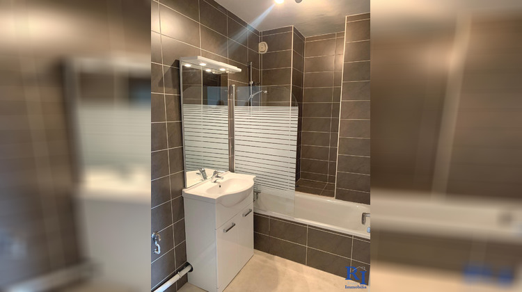 Ma-Cabane - Location Appartement Échirolles, 81 m²