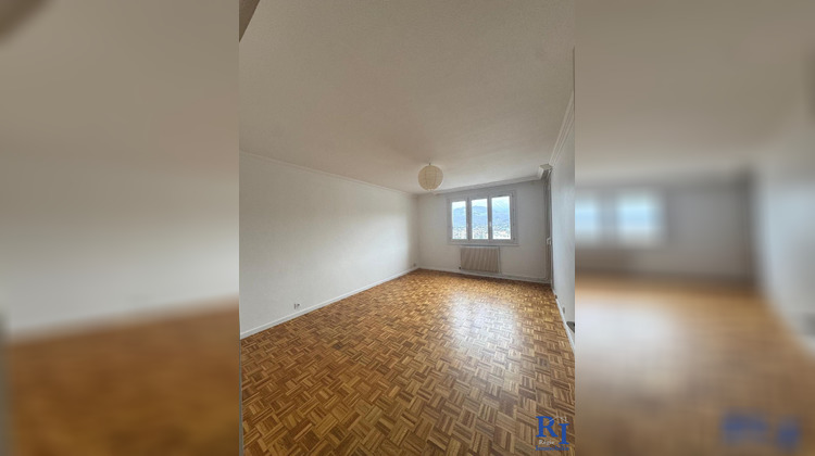 Ma-Cabane - Location Appartement Échirolles, 69 m²