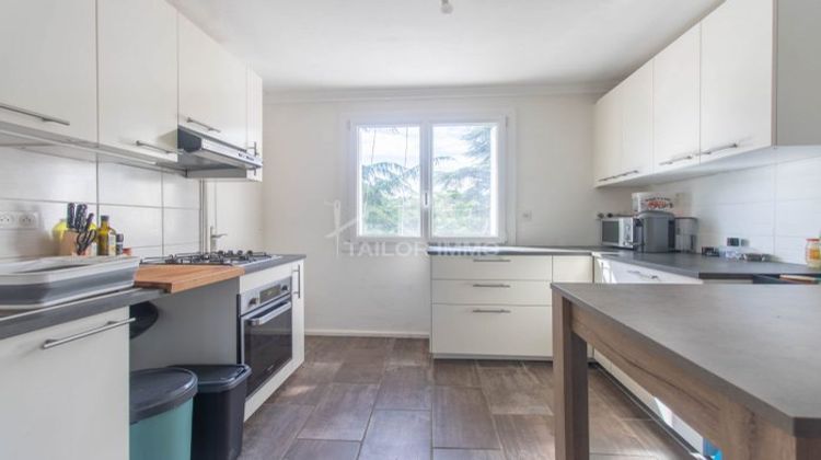 Ma-Cabane - Location Appartement Écully, 69 m²