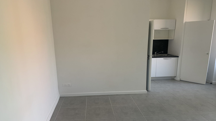 Ma-Cabane - Location Appartement Écully, 19 m²