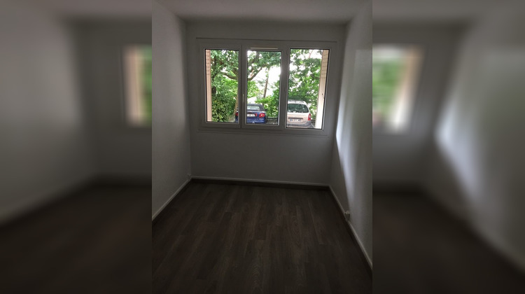 Ma-Cabane - Location Appartement Écully, 39 m²
