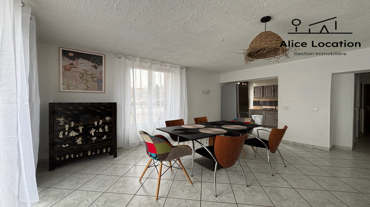 Ma-Cabane - Location Appartement Évian-les-Bains, 76 m²