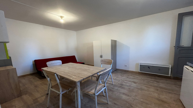 Ma-Cabane - Location Appartement Évreux, 19 m²