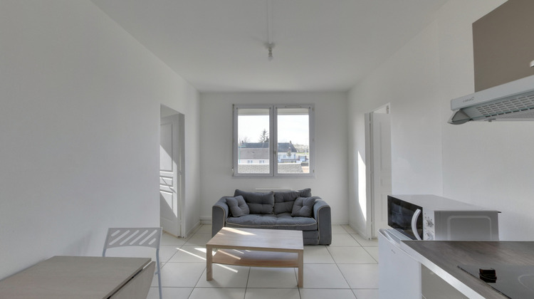 Ma-Cabane - Location Appartement Évreux, 35 m²